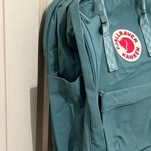 Kanken Backpack/Kånken Laptop 15"  Frost Green-Chess Pattern